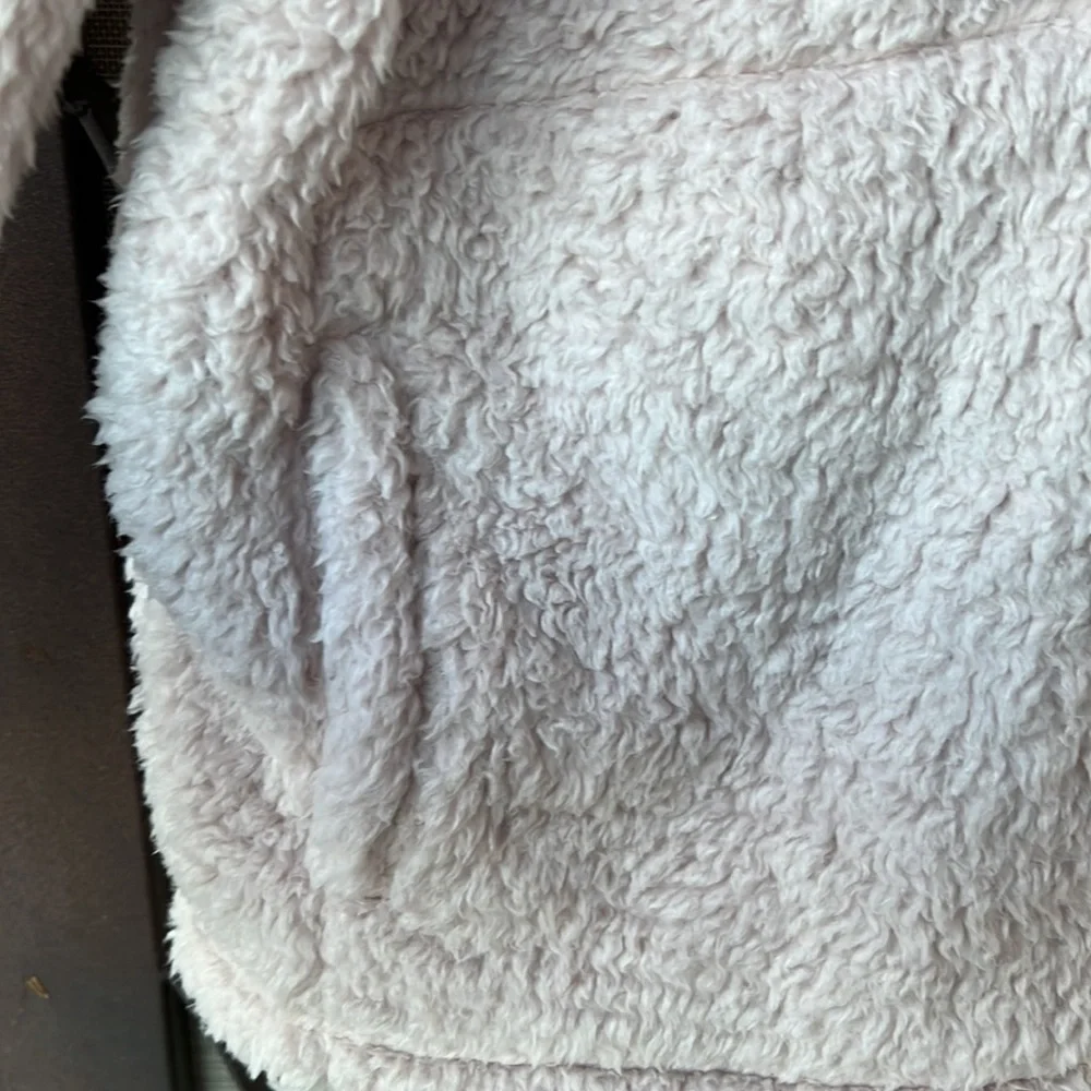 🧸 New Gap Super Soft Teddy Sherpa Sweatshirt 🧸 - Picture 5 of 10